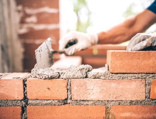 When is a “self-employed” contractor a de facto employee?